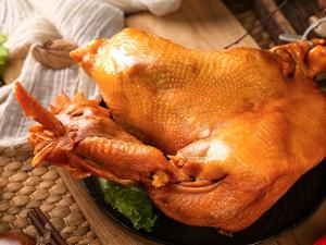 如何把道口燒雞加盟店做好？燒雞廠家?guī)湍私庀? />
                                                                            </p>
                                <p class=